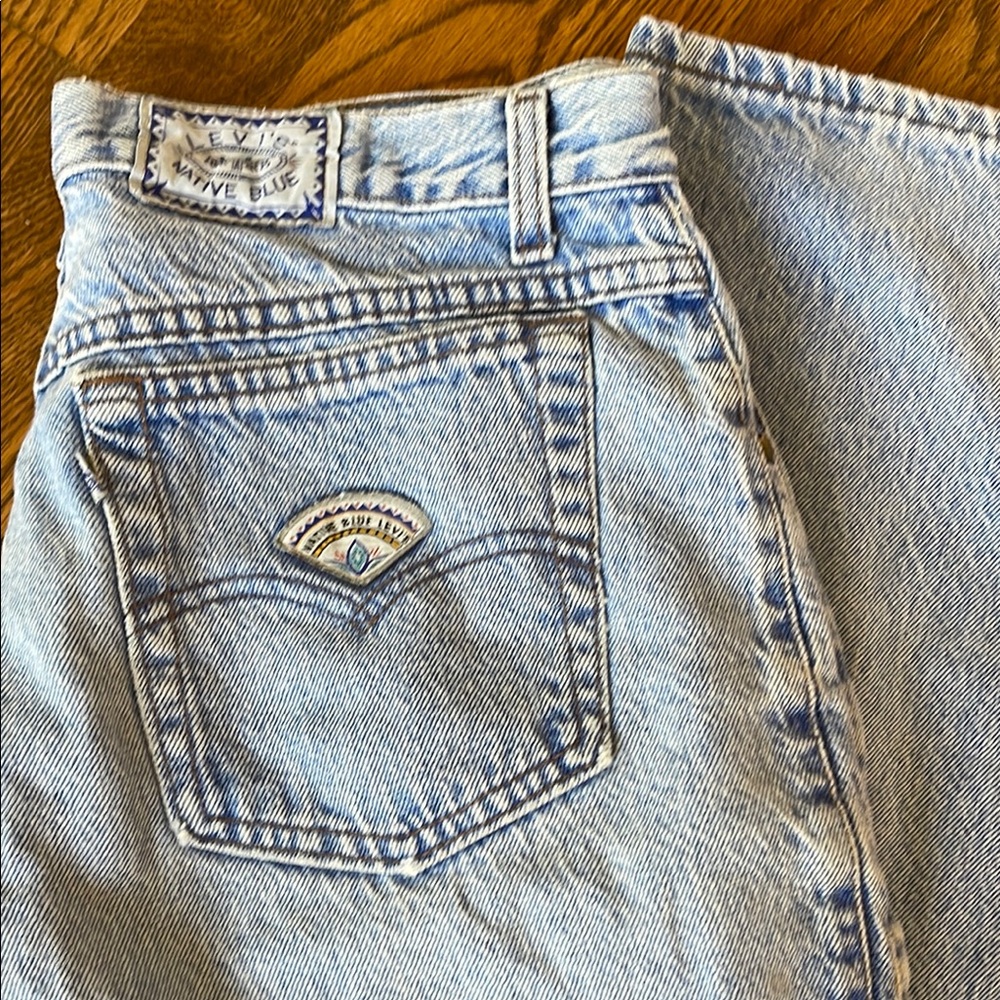 Native Blue Vintage Levi's Light Blue Denim Jeans